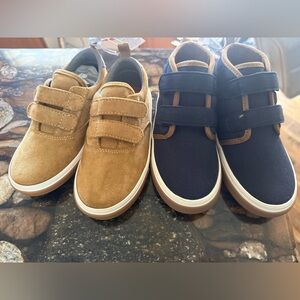 Old Navy Kids Sneakers in Tan and Navy